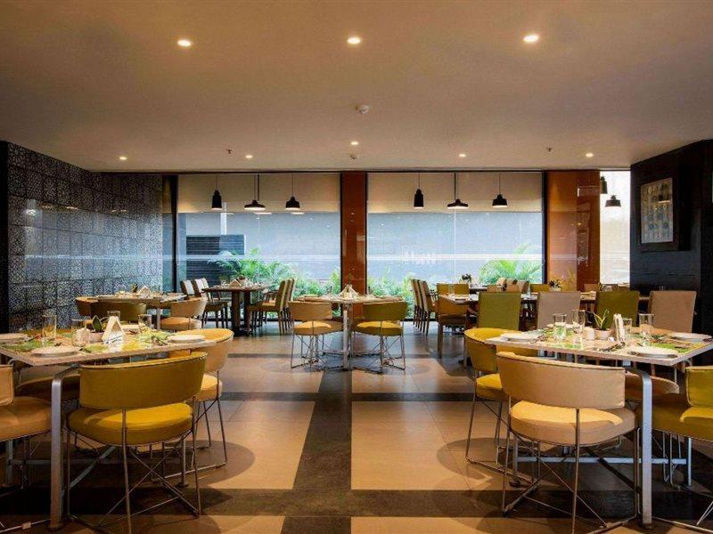 Lemon Tree Hotel Viman Nagar Pune Zewnętrze zdjęcie