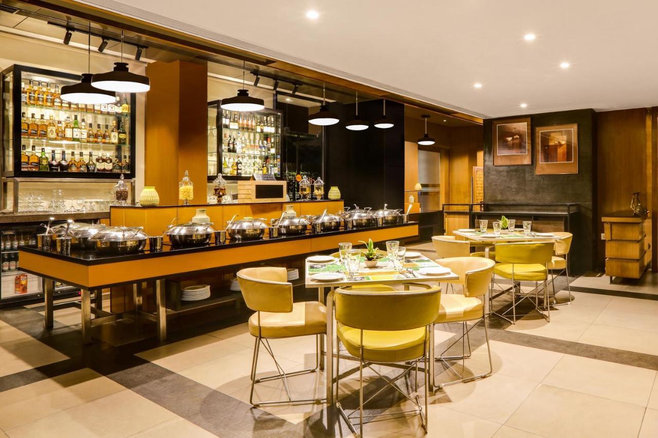 Lemon Tree Hotel Viman Nagar Pune Zewnętrze zdjęcie